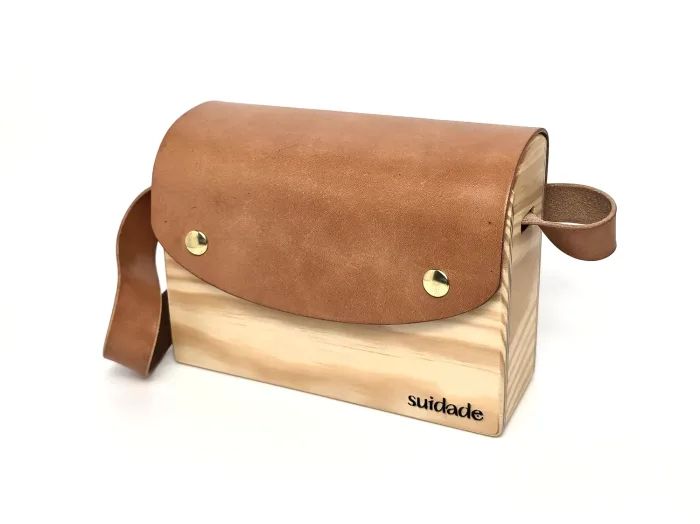 bolso madera y cuero